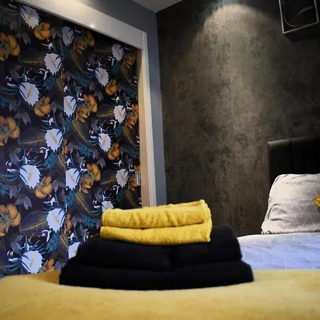 Heart Of Leeds - 2 Bedroom Flat *