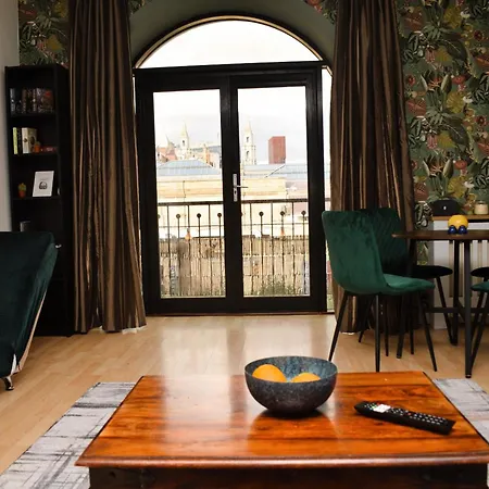 Heart Of Leeds - 2 Bedroom Flat Apartment