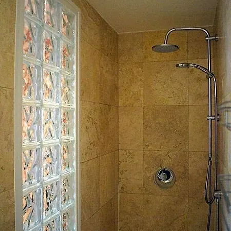 Apartman Heart Of - 2 Bedroom Flat Leeds