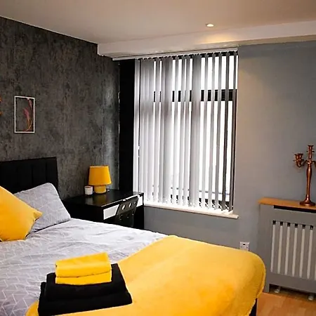 Apartman Heart Of - 2 Bedroom Flat Leeds